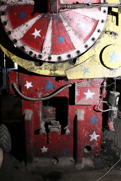 1000 Ton NATIONAL Maxi Press, 10 Str, 30 x 32 Bed, 19 x 17 Die Pocket