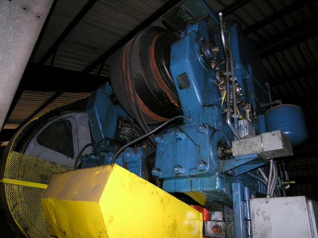 600 Ton MINSTER Knuckle Joint Press, 6 Str, 24-1/2 SH, 36 x 32 Bed, 33 SPM