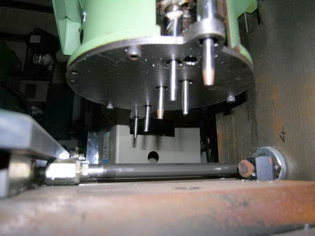 TAUMEL #SO1000 Orbital Multiple Rivet Spinner