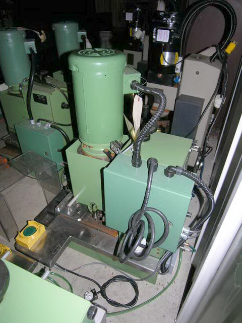 TAUMEL #SO1000 Orbital Multiple Rivet Spinner
