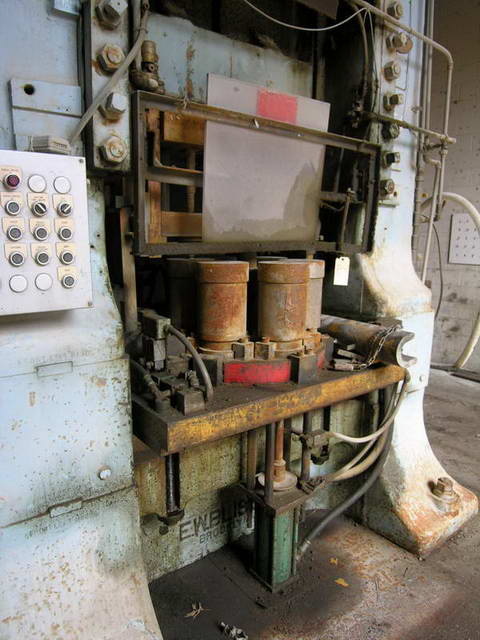 2000 Ton BLISS Knuckle Joint Press, 15 Str, 42 SH, 50 x 50 Bed, 18 SPM