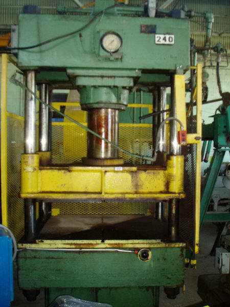 150 Ton, K R WILSON, 24 Str, 30 DLO, 36 x 48 Between Post, Tie Rod