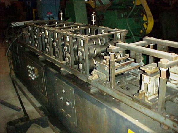 6 STND ROLLFORM MODEL #F12-BA-6-2 ROLL FORMER