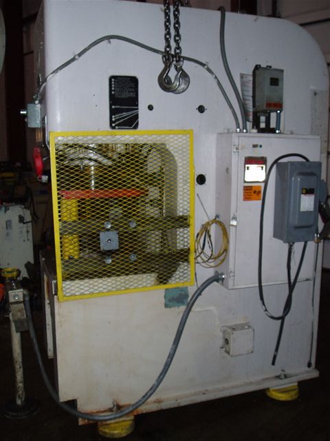 100 Ton DENISON Multipress, 20.25 Dylt, 21 x 28 Ram/Bed, 17 Throat