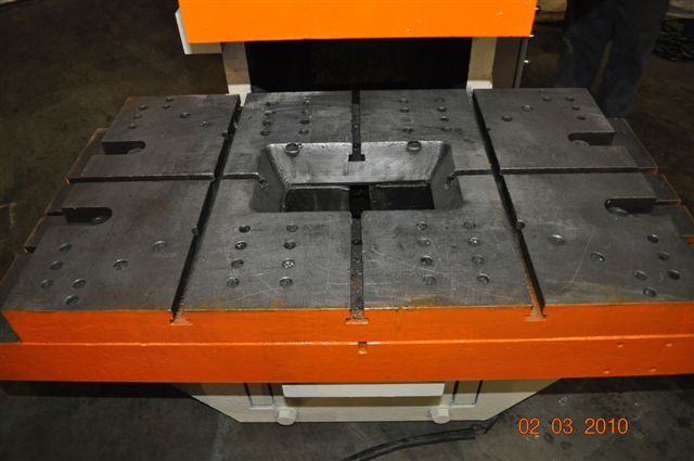 200 Ton PACIFIC Hyd Press, 12 Str, 23 Dylt, 48 Bed, 15 x 15 Ram