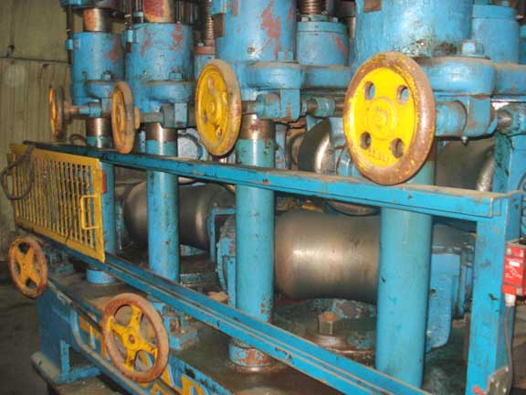 6-1/2 MEDART TUBE STRAIGHTENING MACHINE