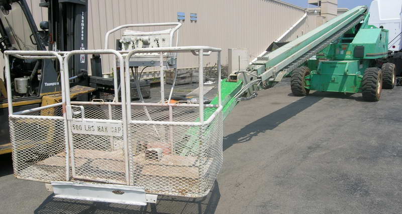 JLG #80HX+6 Boom Lift, 80' Platform Ht, 360 Deg Swing, 500 Lb Cap, 70 HP, 2000