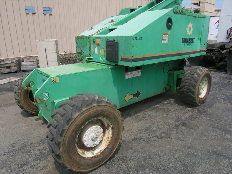 JLG #80HX+6 Boom Lift, 80' Platform Ht, 360 Deg Swing, 500 Lb Cap, 70 HP, 2000