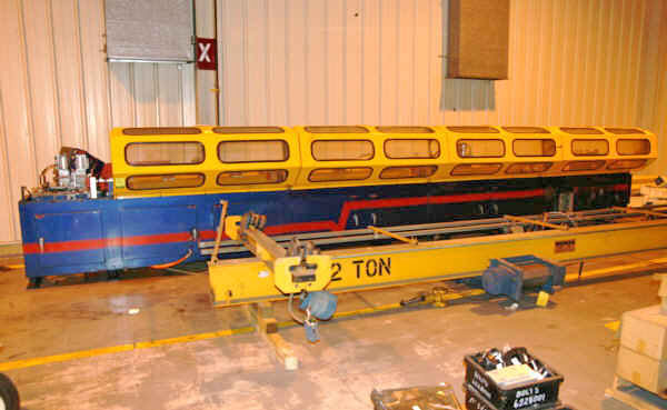 1 1/2 BURR OAK FLAT MULTI-VOID TUBE CUT-OFF, 1995,