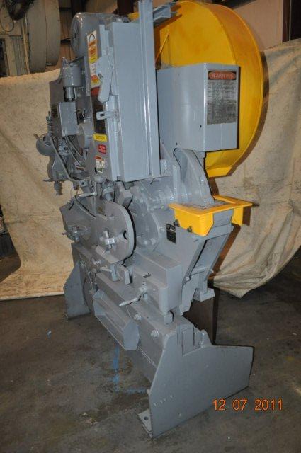 6 x 6 x 1/2 BUFFALO #1-1/2 Ironworker, 7-1/2 HP