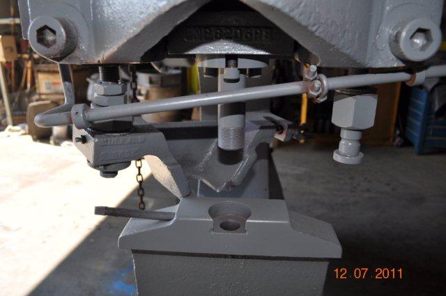 6 x 6 x 1/2 BUFFALO #1-1/2 Ironworker, 7-1/2 HP