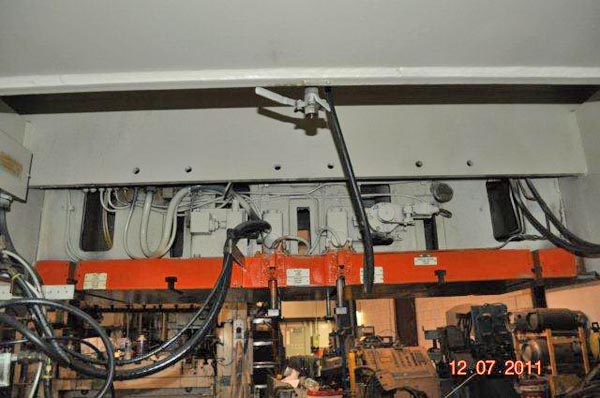 220 Ton AIDA MODEL #PDC 20 DOUBLE CRANK GAP PRESS,