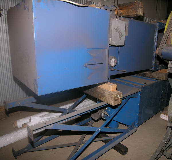 3-1/2 Cu Ft BRONCO Rubber Belt Tumble Blast, 3,633 Hrs, Dust Collector, 7-1/2 HP