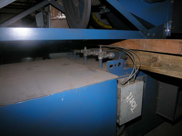 3-1/2 Cu Ft BRONCO Rubber Belt Tumble Blast, 3,633 Hrs, Dust Collector, 7-1/2 HP