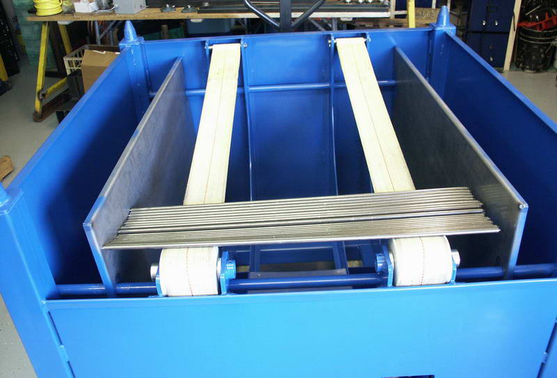 Self Unloading Hopper, 4,000 Parts Of 10mm Dia Cap, 4,500 Max Wt Cap, 2007