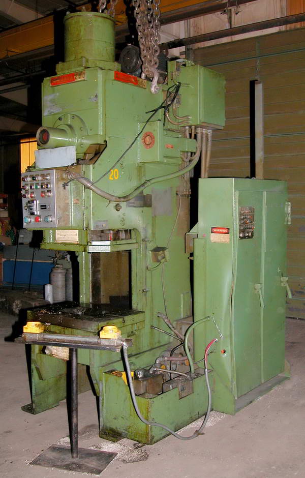 60 Ton NIAGARA OBI Press, 6 Str, 18 SH, 3 Adj, 32 x 21 Bed, 90 SPM