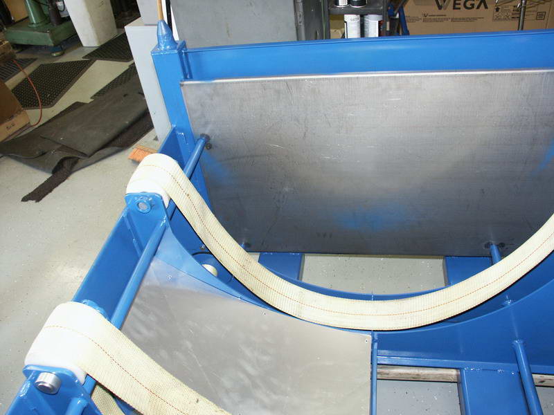 4,500 Lb Max Wt Cap Self-Unloading Hopper, 4,000 Parts of 10mm Dia Cap