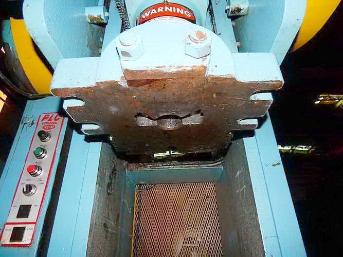 55 Ton HEIM Gap Frame Press, 6 Str, 15-1/2 SH, 4 Adj, 28 x 18 Bed, 60 SPM