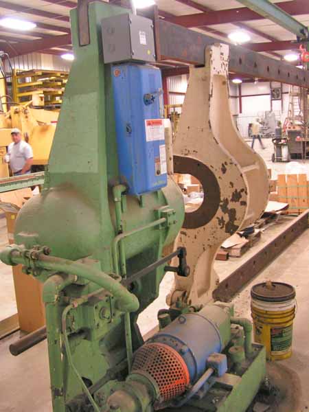 200 Ton WATSON STILLMAN MODEL RR226 WHEEL PRESS, 18 Str,
