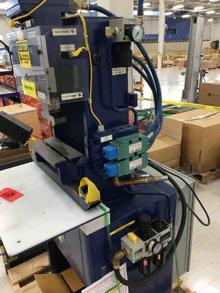 COLUMBIA MARKING TOOLS 860 Roll Stamp Marking Machine, 3-1/2 Roll Str, Like New