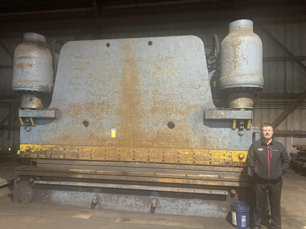 1000 Ton PACIFIC Hydraulic Press Brake, 170 Bet Hsgs, 12 Stroke, 75 HP