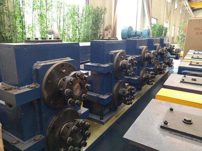 5-1/2 x .187 SFM High Frequency Tube Mill Line, Right-to-Left