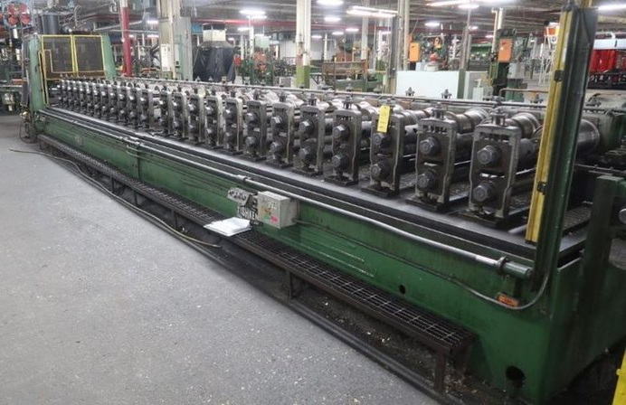 24-Stand TISHKEN Roll Former, 3 Spdl, 36 RS, 14 Horiz, 13.5 to 14.25 Vert
