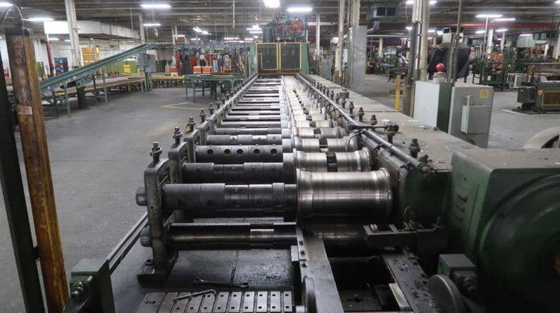 24-Stand TISHKEN Roll Former, 3 Spdl, 36 RS, 14 Horiz, 13.5 to 14.25 Vert