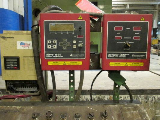 60 Ton OAK FP-2-42 Fin Press, 1-1/2 Str, 16 SH, 3 Adj, 42 x 34 Bed, 7.5 HP