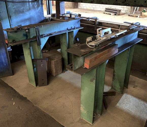 1000 Ton NIAGARA Hydraulic Press Brake, 18' Bed/Ram, 14'6 Bet Hsgs, 60 HP