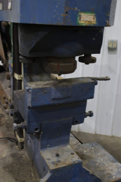 6 x 6 x 1/2 GEKA Ironworkers, 100 Ton, 1-13/16 Thru 1 , 7-1/2 HP