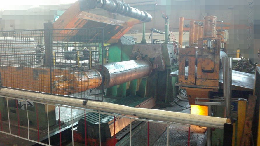 78-3/4 x 60,000 Lb BARBERO Loop Slitting Line