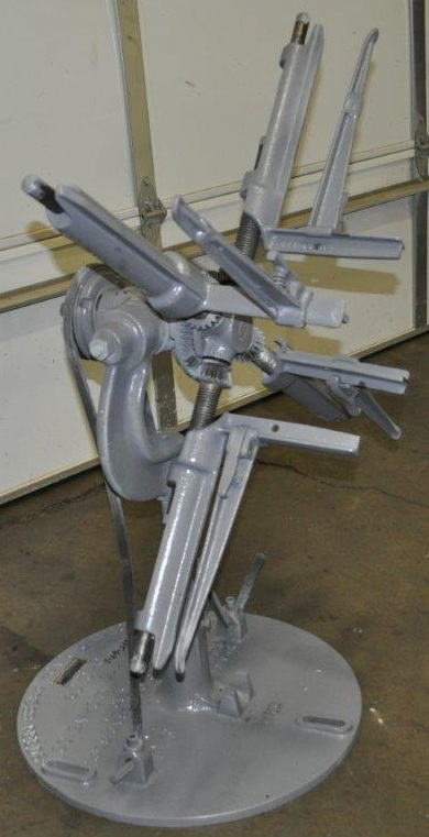 300 Lb LITTELL Uncoiler, 8 to 21 ID, 55 OD, 8.5 Width, (4) Keepers