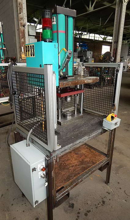 4 Ton TOX PRESSOTECHNIK Pneumatic Press, 7.87 Str, 15 Dylt, 20 x 14 Bed
