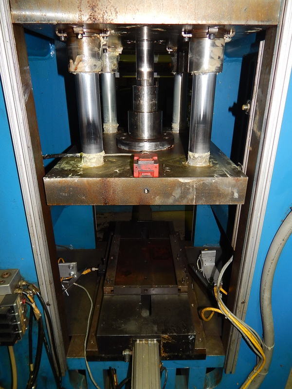 34 Ton FARGER & JOOSTEN MULTIPOWER Press, 7.9 Str, 13 DLO, 14 x 14 Bed/Ram