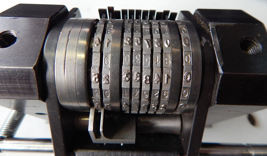 COLUMBIA MARKING TOOLS 860F Roll Stamp Marking Machine