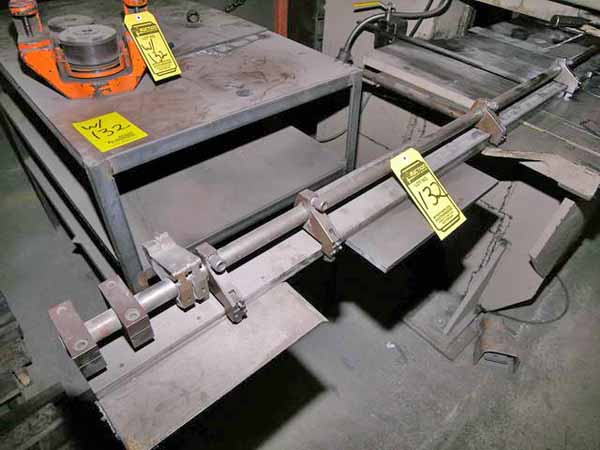 30 Ton STRIPPIT Punch, Sindle End, 64 x 30 Work Table, 22 Throat