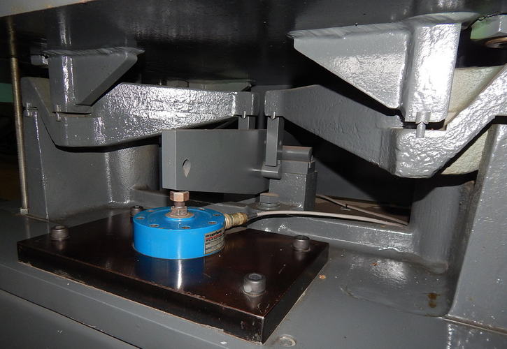 30,000 Lb TINIUS-OLSEN Electromatic EP2 Tensile Tester, (2) Load Cells/Admet Ctr