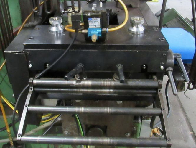 220mm x 2.0mm P/A INDUSTRIES Model SRF-220M Servo Feed