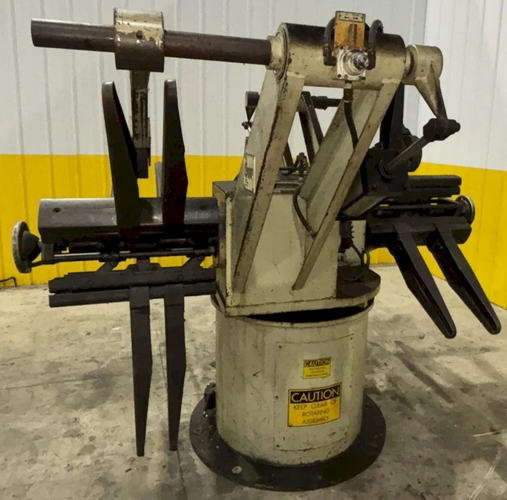 4,000 Lb CWP Double End Uncoiler, 13 to 17 ID, 60 OD, 18 Width