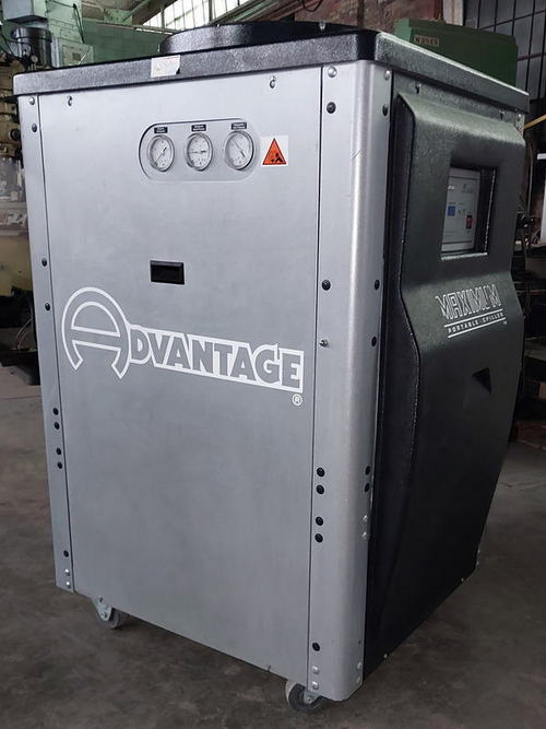 4 Ton ADVANTAGE Chiller, 410A Refrigerant, Air Cooled, 25 Gal Tank, 4 HP, 440V