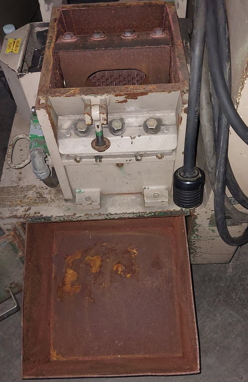 9 W IMS Granulator, Dual 8-1/2 Blades, 1/4 Screen, 7-1/2 HP