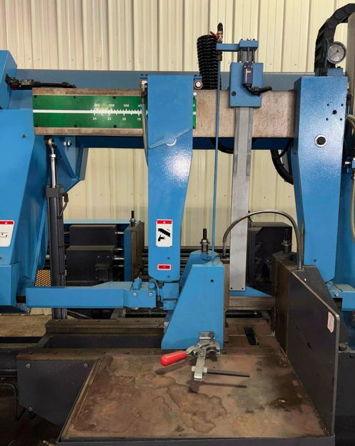 24 x 22 DOALL DC-560NC Horizontal Band Saw, Vert Clamps, Auto Feed, 10 HP