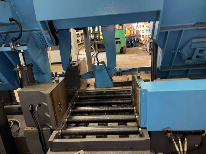 24 x 22 DOALL DC-560NC Horizontal Band Saw, Vert Clamps, Auto Feed, 10 HP