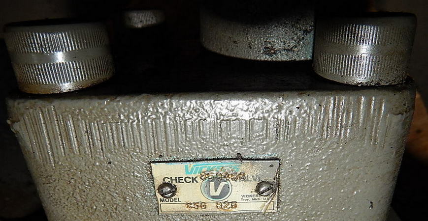 VICKERS MHT-500 250/250 N1 30 S13/27 1512 Hydraulic Rotary Motor