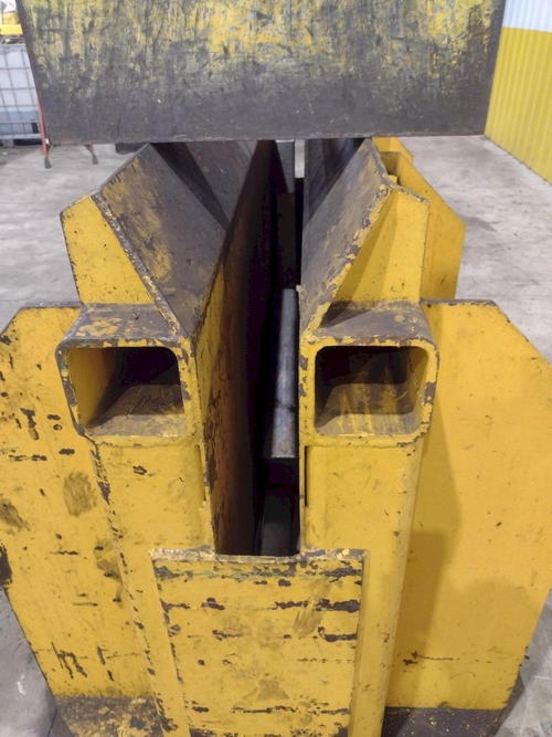 70,000 Lb OVERHEAD CRANE C-Hook, Parking Cradle