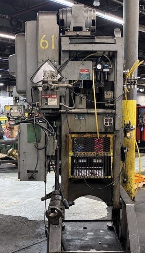 60 Ton BLISS C-60 OBI Press, 4 Str, 32 x 20 Bed, Air Clutch, Quik Learn