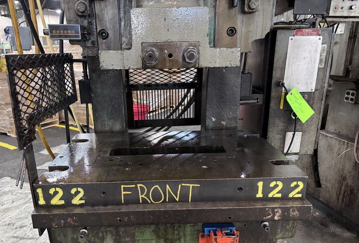 60 Ton BLISS C-60 OBI Press, 4 Str, 32 x 20 Bed, Air Clutch, Quik Learn