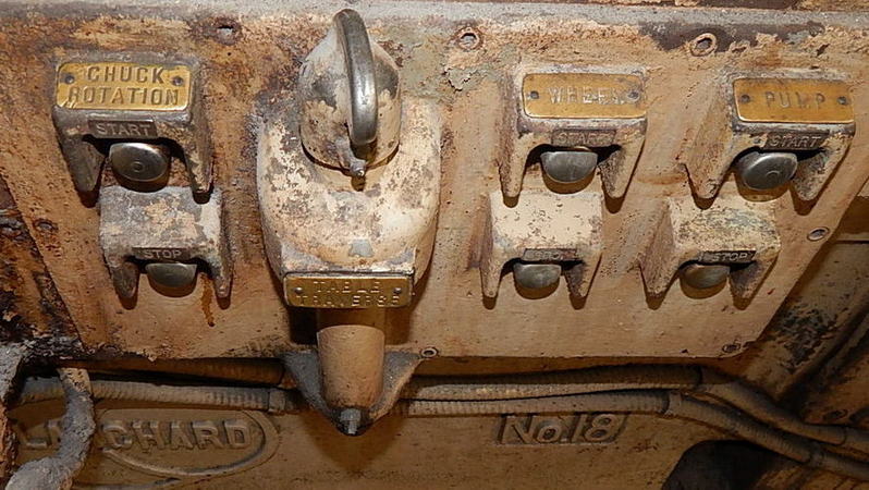 BLANCHARD Model 18 Grinder