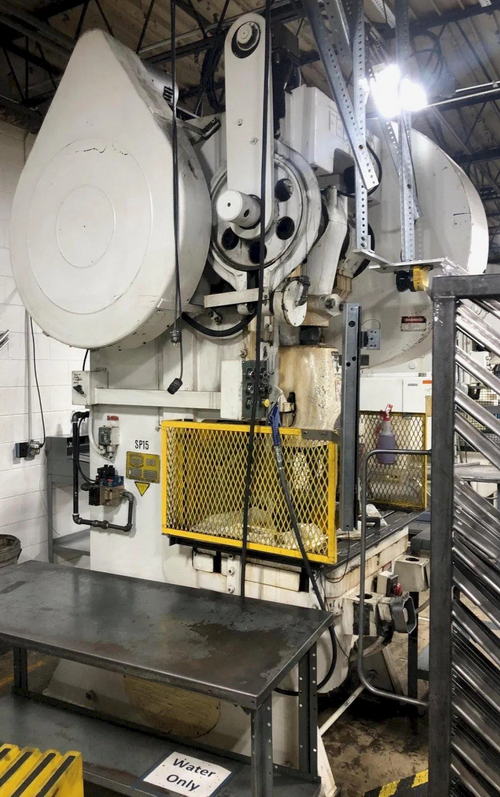 100 Ton FEDERAL OBI Press, 4 Str, 3 Adj, 19.5 SH, 36 x 28 Bed, Air Cl/Br